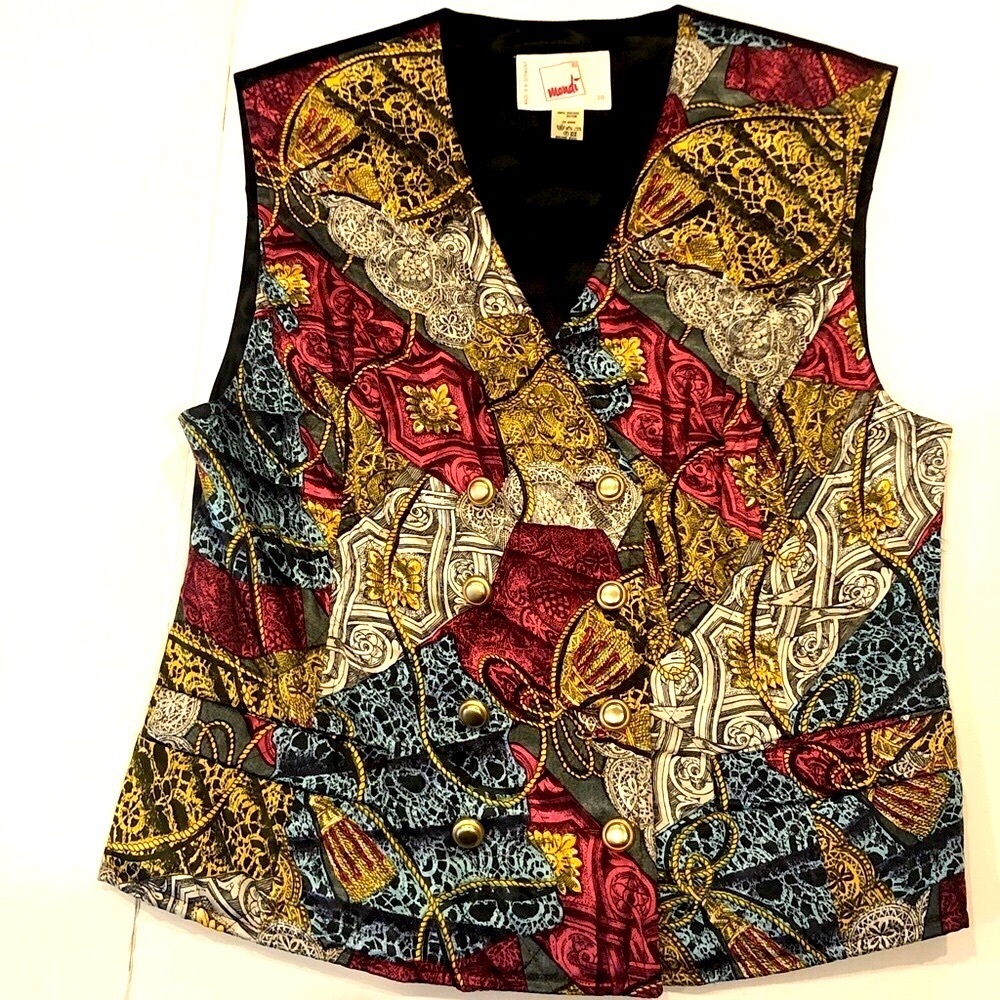 Mondi Quilted Vest Vintage 90’s – Multicolor Print. Made in West Germany
